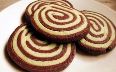 Striped butter cookies